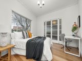 https://images.listonce.com.au/custom/160x/listings/144-southey-street-elwood-vic-3184/018/01794018_img_04.jpg?GYdylSBY7rg