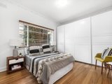https://images.listonce.com.au/custom/160x/listings/144-southey-street-elwood-vic-3184/018/01794018_img_06.jpg?kWOuV_7tmpE