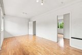 https://images.listonce.com.au/custom/160x/listings/1449-clarence-street-elsternwick-vic-3185/077/01950077_img_02.jpg?8SG0mu-EISE