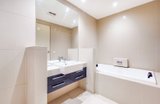 https://images.listonce.com.au/custom/160x/listings/144a-weatherall-road-cheltenham-vic-3192/117/01725117_img_04.jpg?JhksSoaRDHU