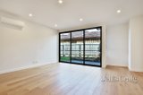 https://images.listonce.com.au/custom/160x/listings/145-brady-road-bentleigh-east-vic-3165/643/01724643_img_04.jpg?6qEZu_o1BrE