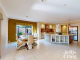 https://images.listonce.com.au/custom/160x/listings/145-junction-road-nunawading-vic-3131/952/01928952_img_08.jpg?CPQo8IdgiJU