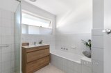 https://images.listonce.com.au/custom/160x/listings/145-nell-street-greensborough-vic-3088/301/01641301_img_10.jpg?4mOwK6dBZ44