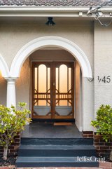 https://images.listonce.com.au/custom/160x/listings/145-queen-street-ormond-vic-3204/293/01809293_img_02.jpg?196UHOMGHSk