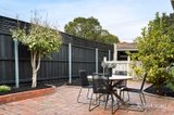 https://images.listonce.com.au/custom/160x/listings/145-queen-street-ormond-vic-3204/293/01809293_img_12.jpg?jHqXQp8dyoo