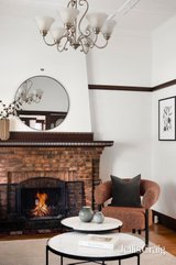 https://images.listonce.com.au/custom/160x/listings/145-queen-street-ormond-vic-3204/293/01809293_img_19.jpg?vnJq_emght4