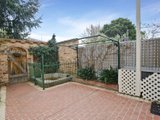 https://images.listonce.com.au/custom/160x/listings/145-wellington-street-flemington-vic-3031/501/01633501_img_07.jpg?AHRYQhrBpwE