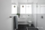 https://images.listonce.com.au/custom/160x/listings/1455-alexandra-street-st-kilda-east-vic-3183/093/01900093_img_08.jpg?d3Y_1wuKy2c