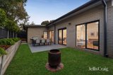 https://images.listonce.com.au/custom/160x/listings/145a-landscape-drive-mooroolbark-vic-3138/606/01816606_img_16.jpg?FKcn-5XqpJg