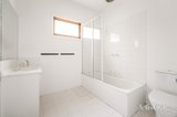 https://images.listonce.com.au/custom/160x/listings/146-chute-street-mordialloc-vic-3195/487/01820487_img_08.jpg?ARo9hVrI3g0