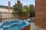 https://images.listonce.com.au/custom/160x/listings/146-para-road-montmorency-vic-3094/072/01536072_img_11.jpg?LriI3I9aUiE