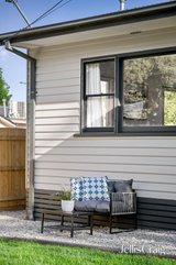 https://images.listonce.com.au/custom/160x/listings/146-sherlock-road-croydon-vic-3136/187/01836187_img_18.jpg?WjyZr0w8tHI