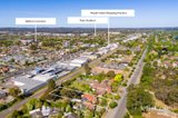 https://images.listonce.com.au/custom/160x/listings/1460-gregory-street-lake-wendouree-vic-3350/135/01840135_img_19.jpg?L4ePnWuSY0Y