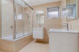 https://images.listonce.com.au/custom/160x/listings/1467-pascoe-vale-road-strathmore-vic-3041/690/01319690_img_06.jpg?SjA37XJFjC0