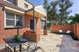 https://images.listonce.com.au/custom/160x/listings/146a-oxley-road-hawthorn-vic-3122/844/01883844_img_07.jpg?oEDtNT65vXI