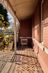 https://images.listonce.com.au/custom/160x/listings/147-kerferd-road-albert-park-vic-3206/044/01742044_img_03.jpg?4IEDH3dmmm8