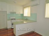 https://images.listonce.com.au/custom/160x/listings/147-martin-street-thornbury-vic-3071/418/01626418_img_04.jpg?UZqtJ58Du_g