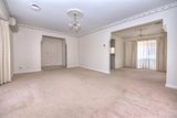 https://images.listonce.com.au/custom/160x/listings/147-panoramic-grove-glen-waverley-vic-3150/862/01909862_img_03.jpg?rZJILyr14UM