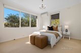 https://images.listonce.com.au/custom/160x/listings/147-rochester-road-canterbury-vic-3126/942/01681942_img_11.jpg?3uffzl5BmpA