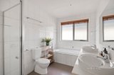 https://images.listonce.com.au/custom/160x/listings/148-blenheim-road-newport-vic-3015/996/01705996_img_11.jpg?WE02vZgQb-I