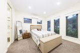 https://images.listonce.com.au/custom/160x/listings/148-danien-street-glen-waverley-vic-3150/784/01582784_img_06.jpg?aPdV2oLCg7Y