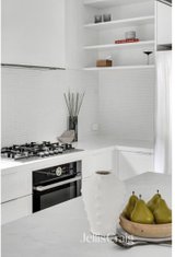 https://images.listonce.com.au/custom/160x/listings/148-donald-street-brunswick-vic-3056/661/01765661_img_11.jpg?CFELVoEkzqY