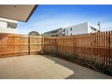 https://images.listonce.com.au/custom/160x/listings/148-eucalptus-drive-maidstone-vic-3012/004/01203004_img_06.jpg?ITFOxn96rWI