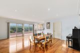 https://images.listonce.com.au/custom/160x/listings/148-marianne-way-mount-waverley-vic-3149/483/00692483_img_04.jpg?25kEK2wq8_Y