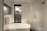 https://images.listonce.com.au/custom/160x/listings/148-nicholson-street-fitzroy-vic-3065/781/01988781_img_06.jpg?HarJU9zRdio