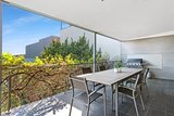 https://images.listonce.com.au/custom/160x/listings/148-ocean-beach-road-sorrento-vic-3943/444/01980444_img_12.jpg?rKGrkuTFHXo