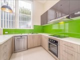 https://images.listonce.com.au/custom/160x/listings/148-oxley-road-hawthorn-vic-3122/303/01978303_img_08.jpg?Z3z-5qw18ZI