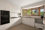 https://images.listonce.com.au/custom/160x/listings/148-pitt-street-eltham-vic-3095/090/01987090_img_08.jpg?OXWC57bMKQ4
