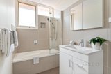 https://images.listonce.com.au/custom/160x/listings/148-sherwood-avenue-chelsea-vic-3196/047/01484047_img_08.jpg?1aff25zAB_Y