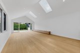 https://images.listonce.com.au/custom/160x/listings/149-mitford-street-elwood-vic-3184/168/01815168_img_15.jpg?Cbvq9rMx5_o