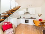 https://images.listonce.com.au/custom/160x/listings/149-murrumbeena-road-murrumbeena-vic-3163/707/01747707_img_05.jpg?jQAGfaLt6OQ