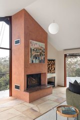 https://images.listonce.com.au/custom/160x/listings/149-pitt-street-eltham-vic-3095/072/01567072_img_06.jpg?BlyInKImQWM