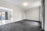 https://images.listonce.com.au/custom/160x/listings/149-roland-avenue-strathmore-vic-3041/974/01900974_img_12.jpg?a97WypOVhzk