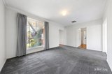 https://images.listonce.com.au/custom/160x/listings/149-roland-avenue-strathmore-vic-3041/974/01900974_img_13.jpg?xU3hrRbKg3g