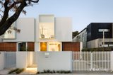 https://images.listonce.com.au/custom/160x/listings/14a-brooks-street-bentleigh-east-vic-3165/850/01750850_img_01.jpg?h5bmgovBYC4