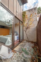 https://images.listonce.com.au/custom/160x/listings/14a-clara-street-south-yarra-vic-3141/113/01388113_img_07.jpg?_VJGJMW6mHo