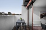 https://images.listonce.com.au/custom/160x/listings/14a-clara-street-south-yarra-vic-3141/113/01388113_img_10.jpg?LY3fwrNgRlE