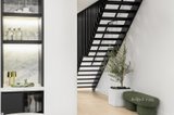 https://images.listonce.com.au/custom/160x/listings/14a-geel-street-bentleigh-vic-3204/988/01737988_img_08.jpg?KPsjpMZAhX0
