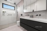 https://images.listonce.com.au/custom/160x/listings/14a-geel-street-bentleigh-vic-3204/988/01737988_img_16.jpg?MFt48QMxlgM