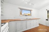 https://images.listonce.com.au/custom/160x/listings/14a-high-street-maldon-vic-3463/931/01752931_img_08.jpg?finRH8El39g