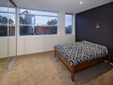 https://images.listonce.com.au/custom/160x/listings/14a-lothian-street-north-melbourne-vic-3051/375/01087375_img_19.jpg?XRIQfi4RvF4