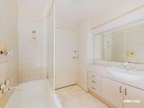 https://images.listonce.com.au/custom/160x/listings/14a-robinson-road-hawthorn-vic-3122/851/01922851_img_07.jpg?zvnmkHRKVn8