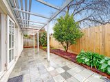 https://images.listonce.com.au/custom/160x/listings/14a-robinson-road-hawthorn-vic-3122/851/01922851_img_08.jpg?rNV0ZjqhxJA
