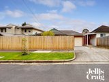 https://images.listonce.com.au/custom/160x/listings/14a-rowland-street-bentleigh-east-vic-3165/005/01905005_img_04.jpg?FRFN57_4dPE