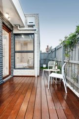 https://images.listonce.com.au/custom/160x/listings/14a-ryan-street-brunswick-east-vic-3057/377/01562377_img_12.jpg?uu42UN9OWN4