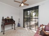 https://images.listonce.com.au/custom/160x/listings/14a-swinburne-avenue-mooroolbark-vic-3138/133/01524133_img_08.jpg?aR_HcpIW3Pc